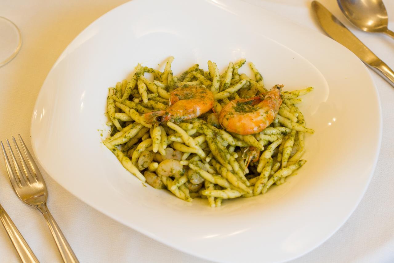 Pensione Al Pescatore แตร์โมลิ ภายนอก รูปภาพ