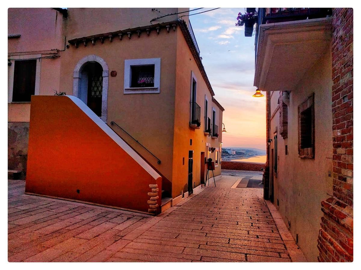 Pensione Al Pescatore แตร์โมลิ ภายนอก รูปภาพ